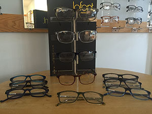 glasses display